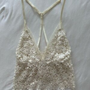 Flora Nikrooz Tank